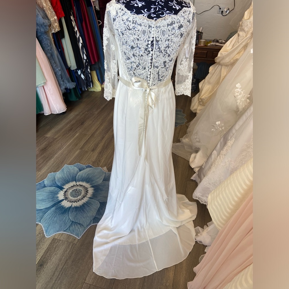 Destiny Wedding Dress - Picture 4 of 8